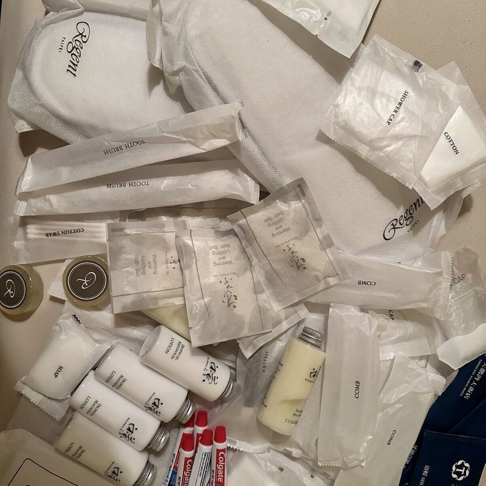 Lot of 45 Hotel amenities mixed all new travel size conditioner lotion Regent